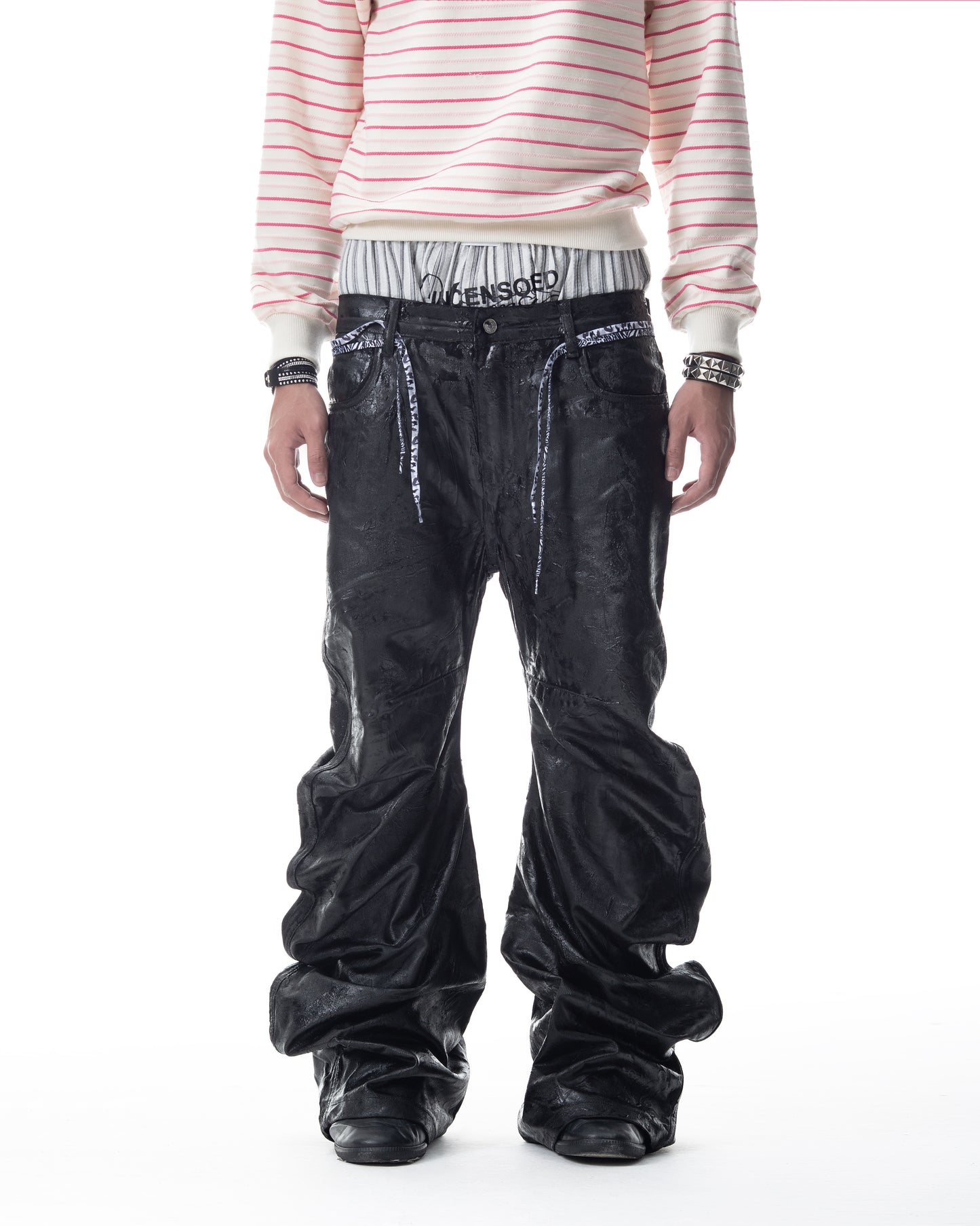 </2 BLACK WAXED FLARE JEANS