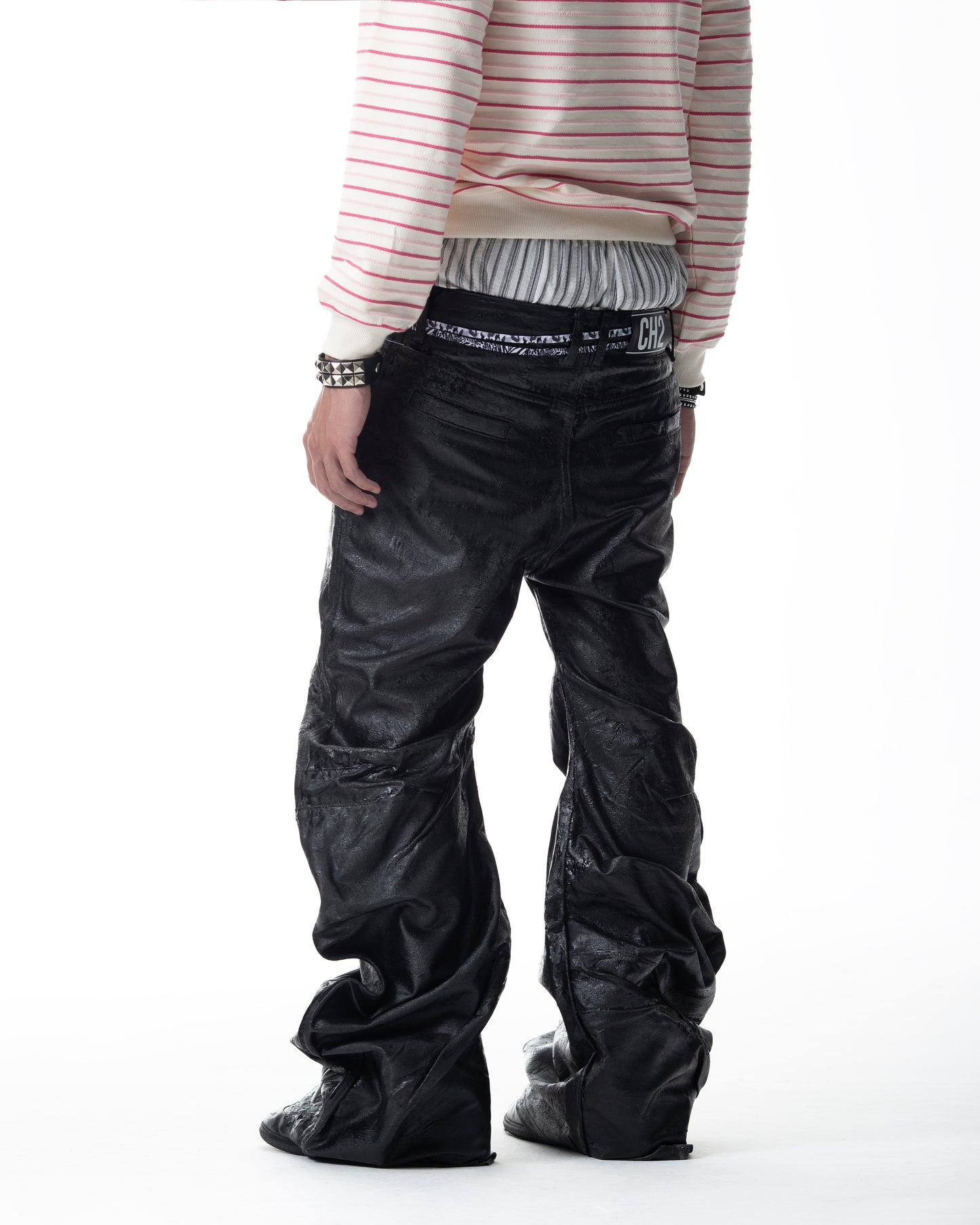 </2 BLACK WAXED FLARE JEANS