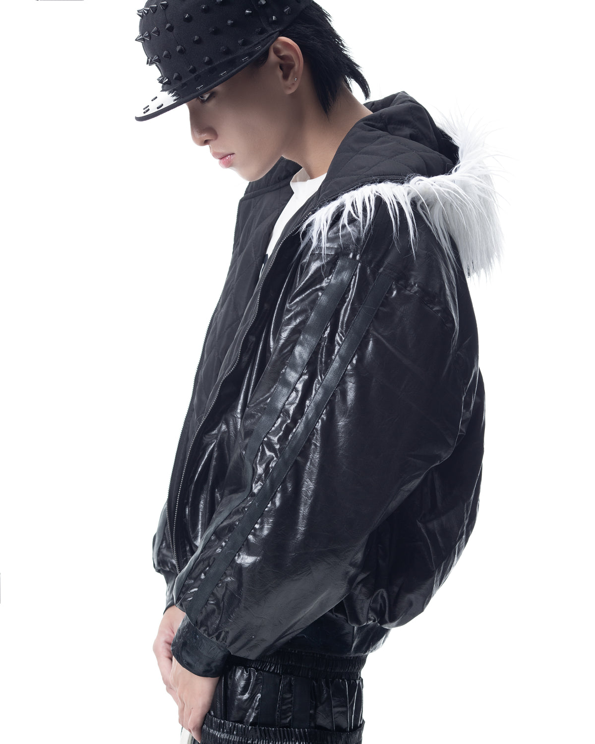 </2 FUR TRACK BOMBER JACKET