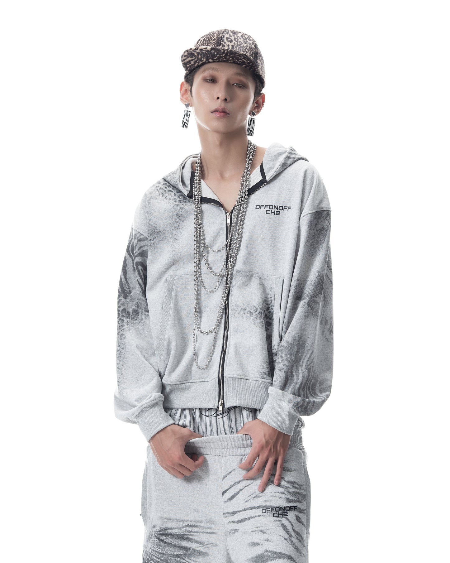 </2 CH2 X OFFONOFF HOODIE ZIP UP