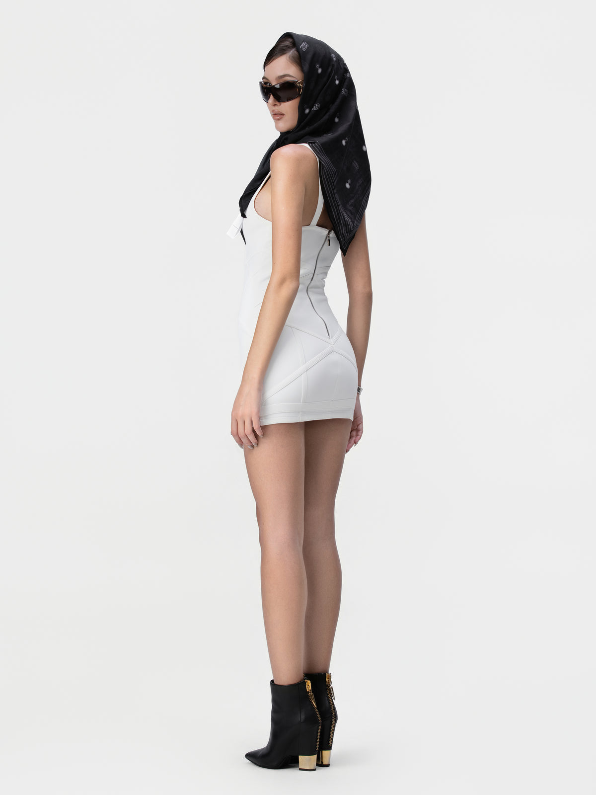 QUYCO Band Dress (White)