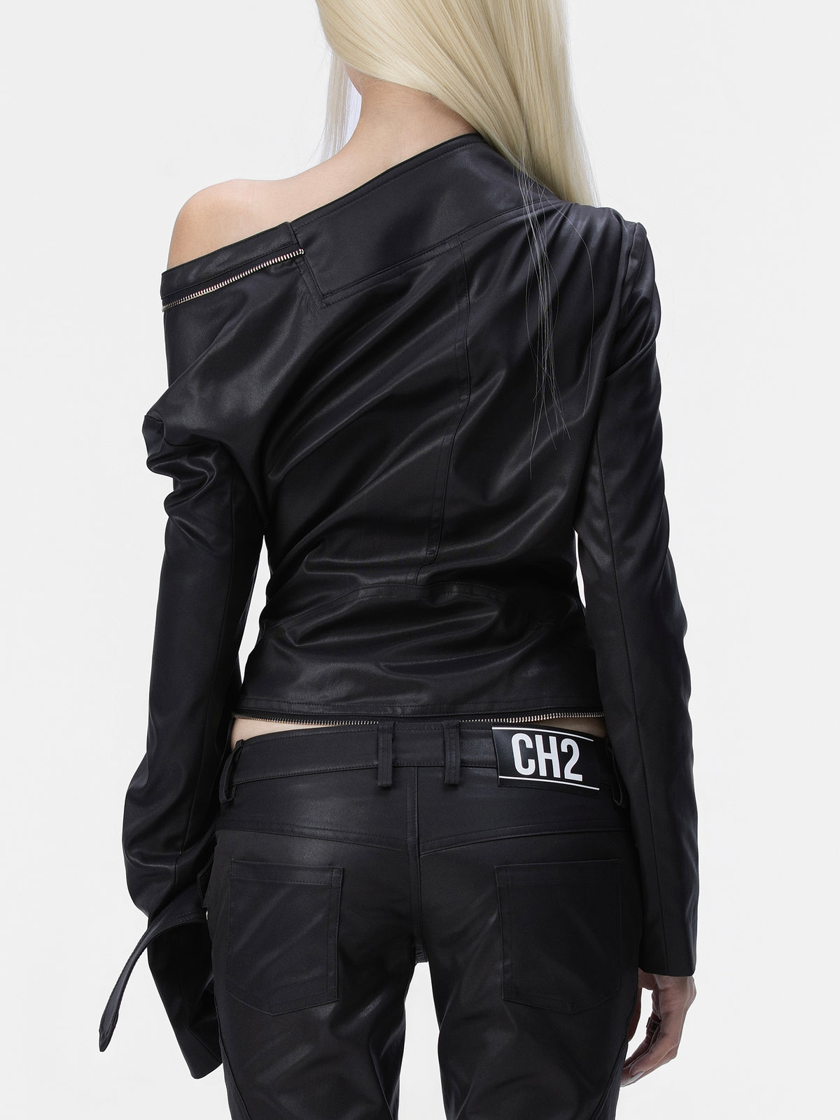 QUYCO Gloss Off Shoulder Jacket