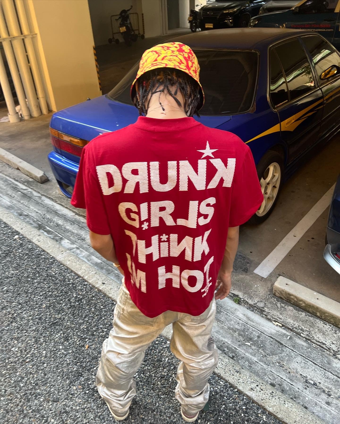 DRUNK GIRLS THINK IM HOT TSHIRT- (RED)