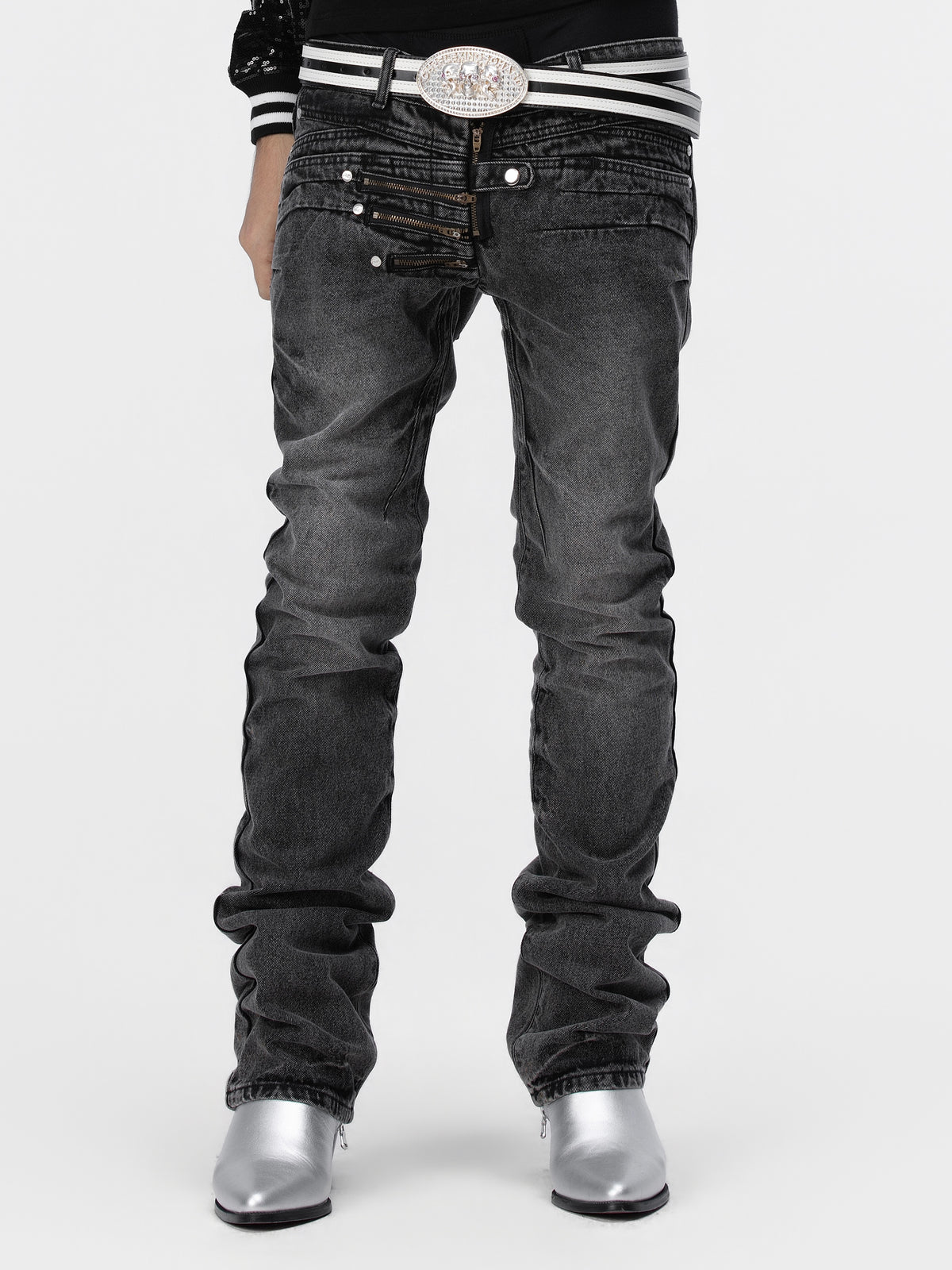 Asymmetric Hardware Skinny Jeans