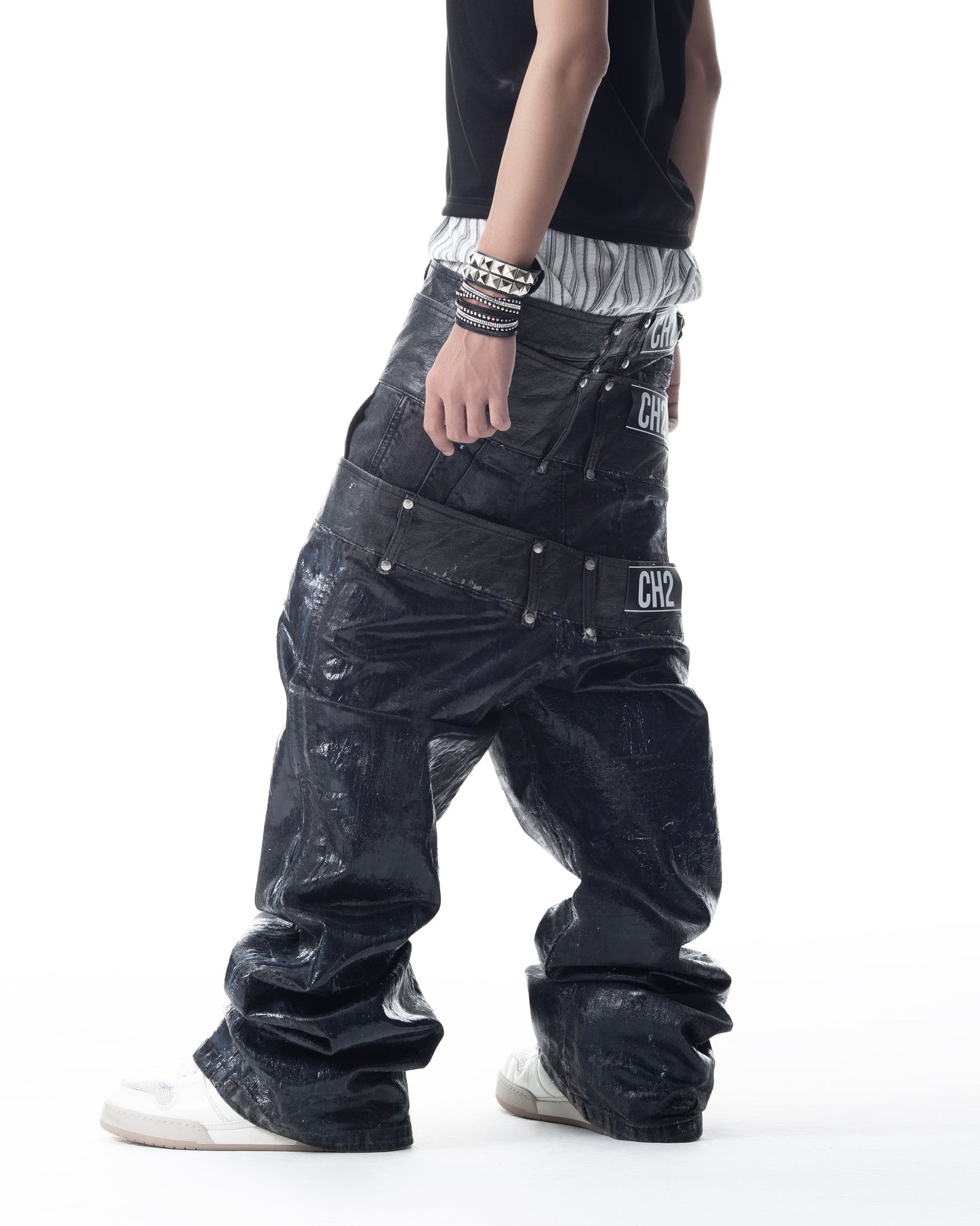 </2 TRIPLE WAISTBAND JEANS (PRE-ORDER)