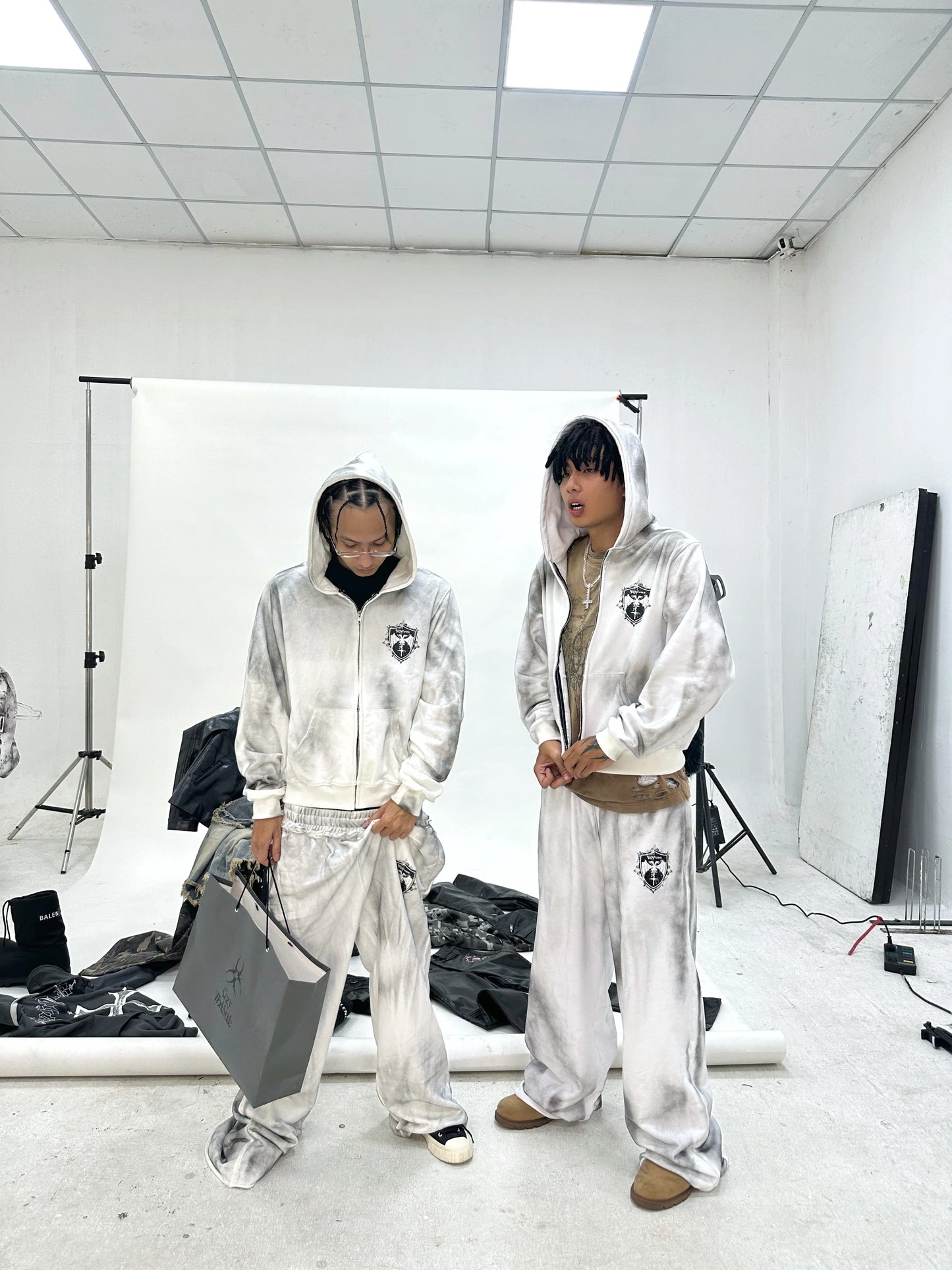 CULTURE FUTURE WAXED TRACKSUIT (CH2 x COZY)