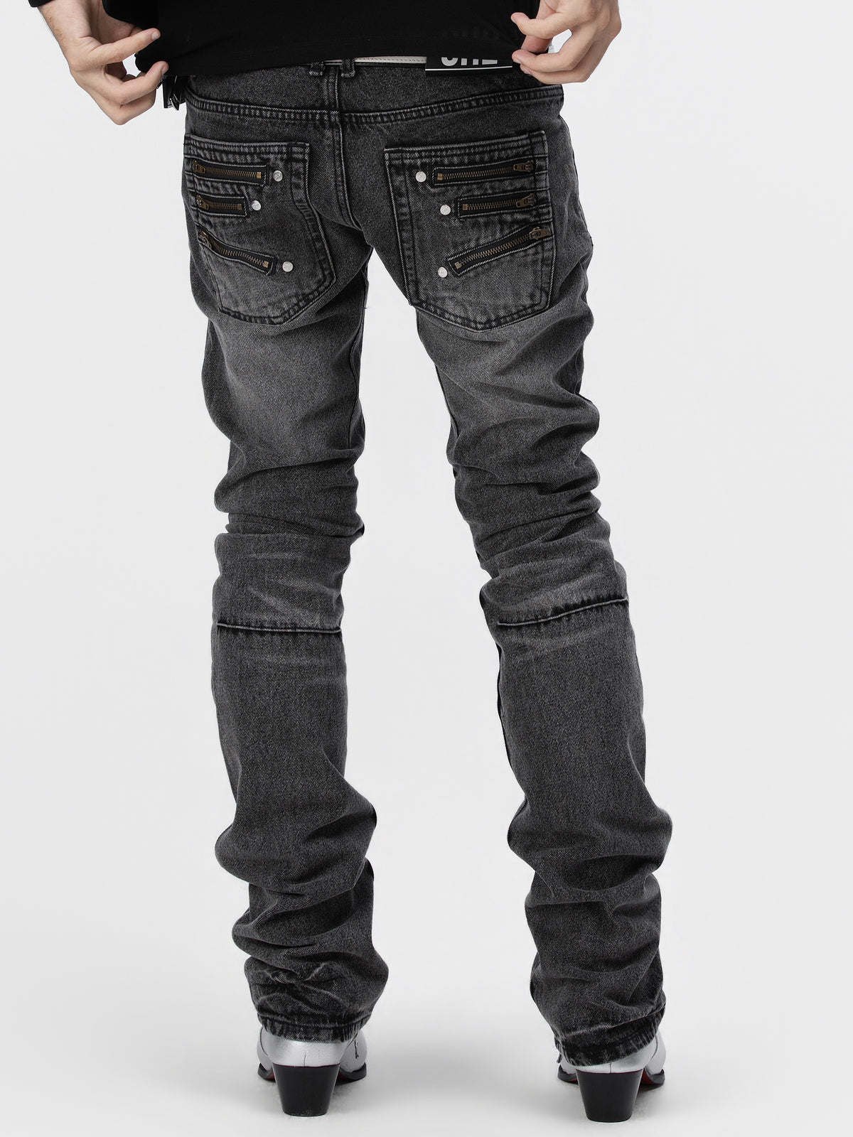 Asymmetric Hardware Skinny Jeans