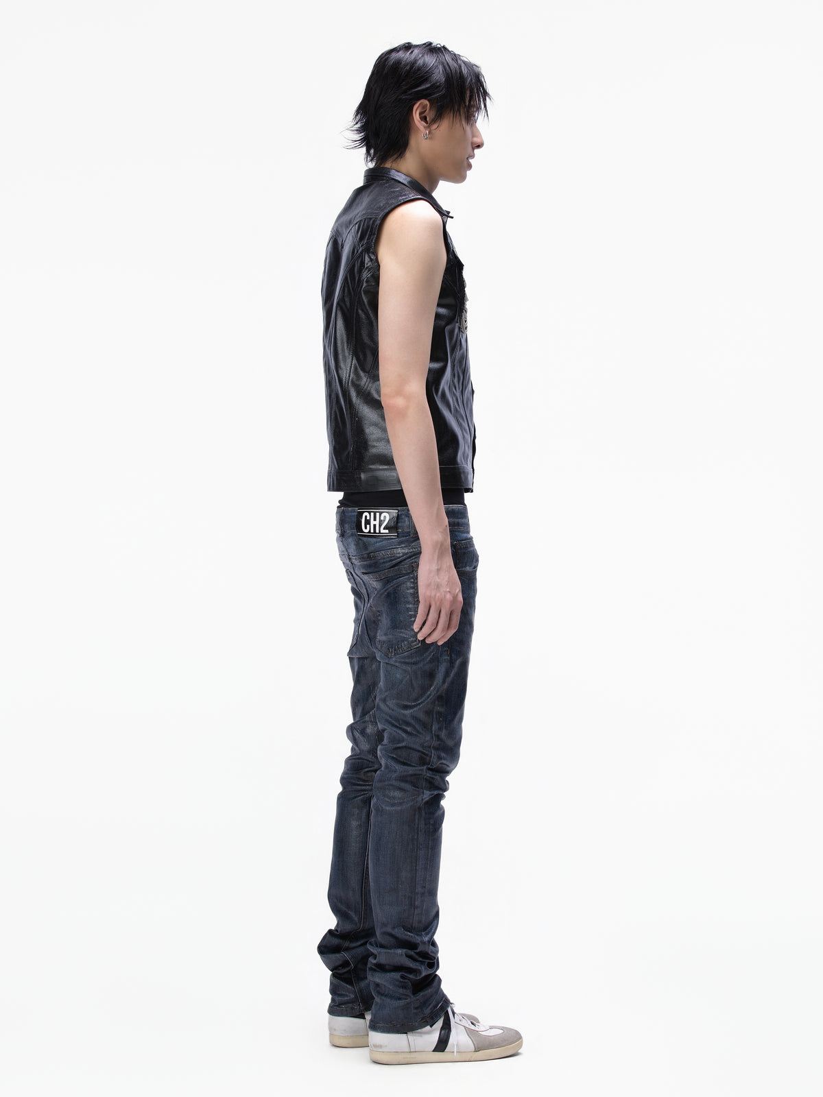 Luster Noir Vest
